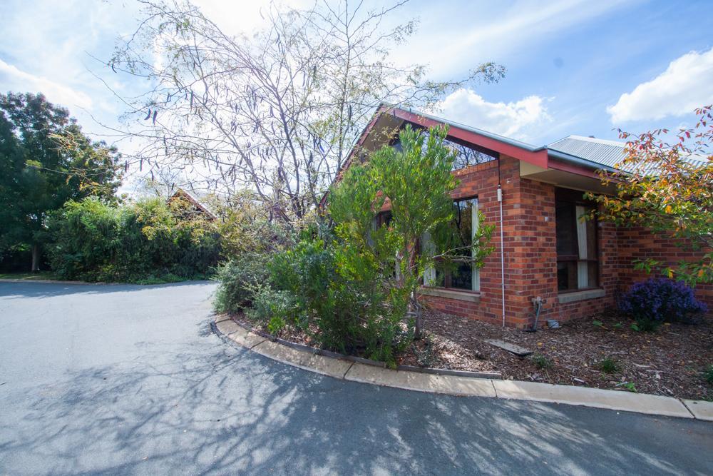 Perricoota Vines Retreat Hotel Moama Exterior photo