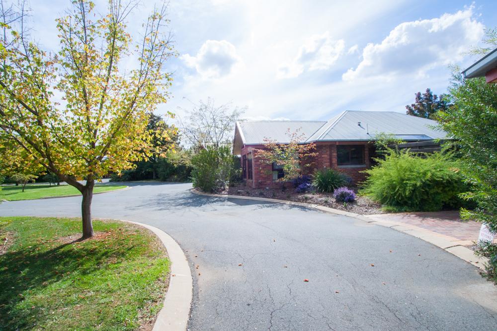 Perricoota Vines Retreat Hotel Moama Exterior photo