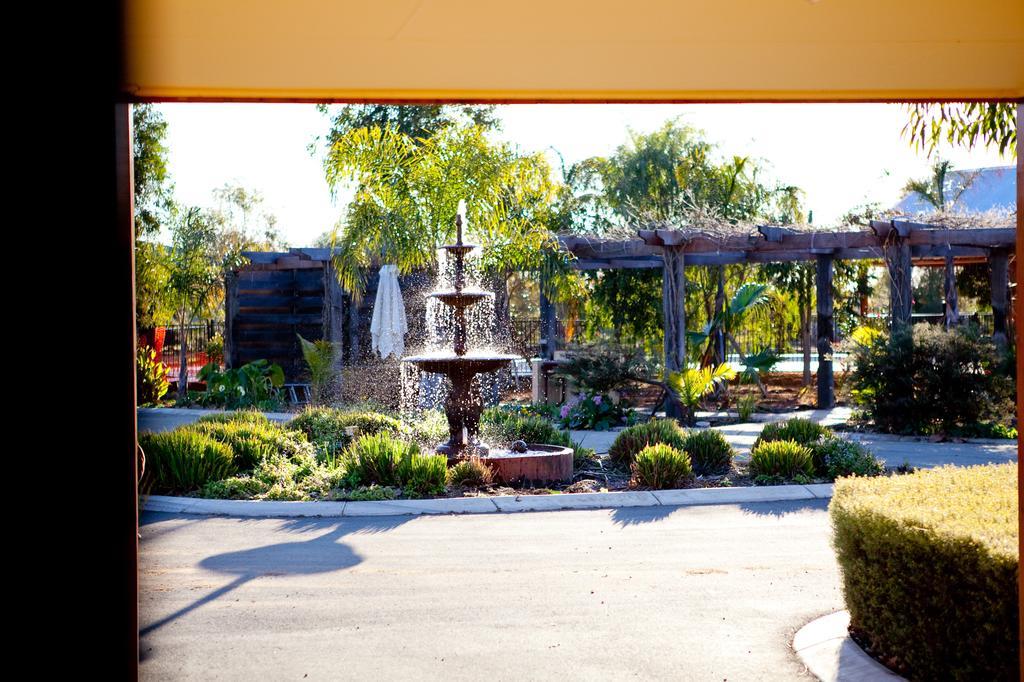 Perricoota Vines Retreat Hotel Moama Room photo